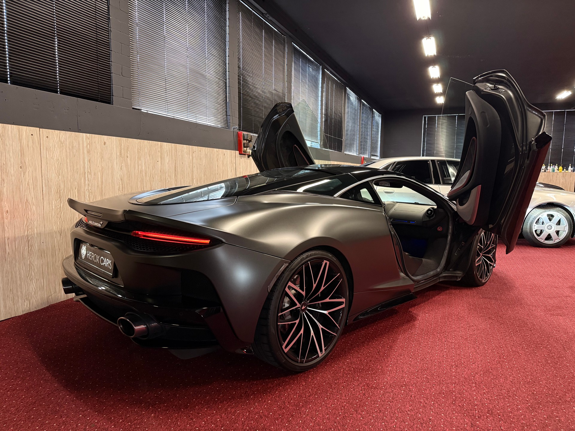 McLAREN GT Grey Matt / Komplett Matt PPF foliert / Inkl. Garantie-image-6