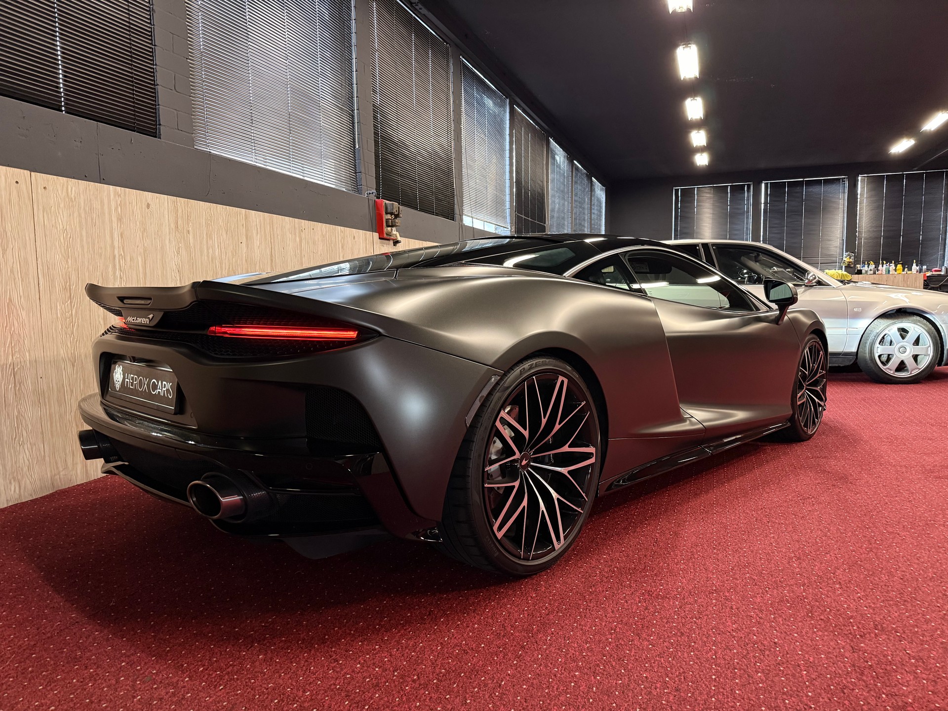 McLAREN GT Grey Matt / Komplett Matt PPF foliert / Inkl. Garantie-image-8
