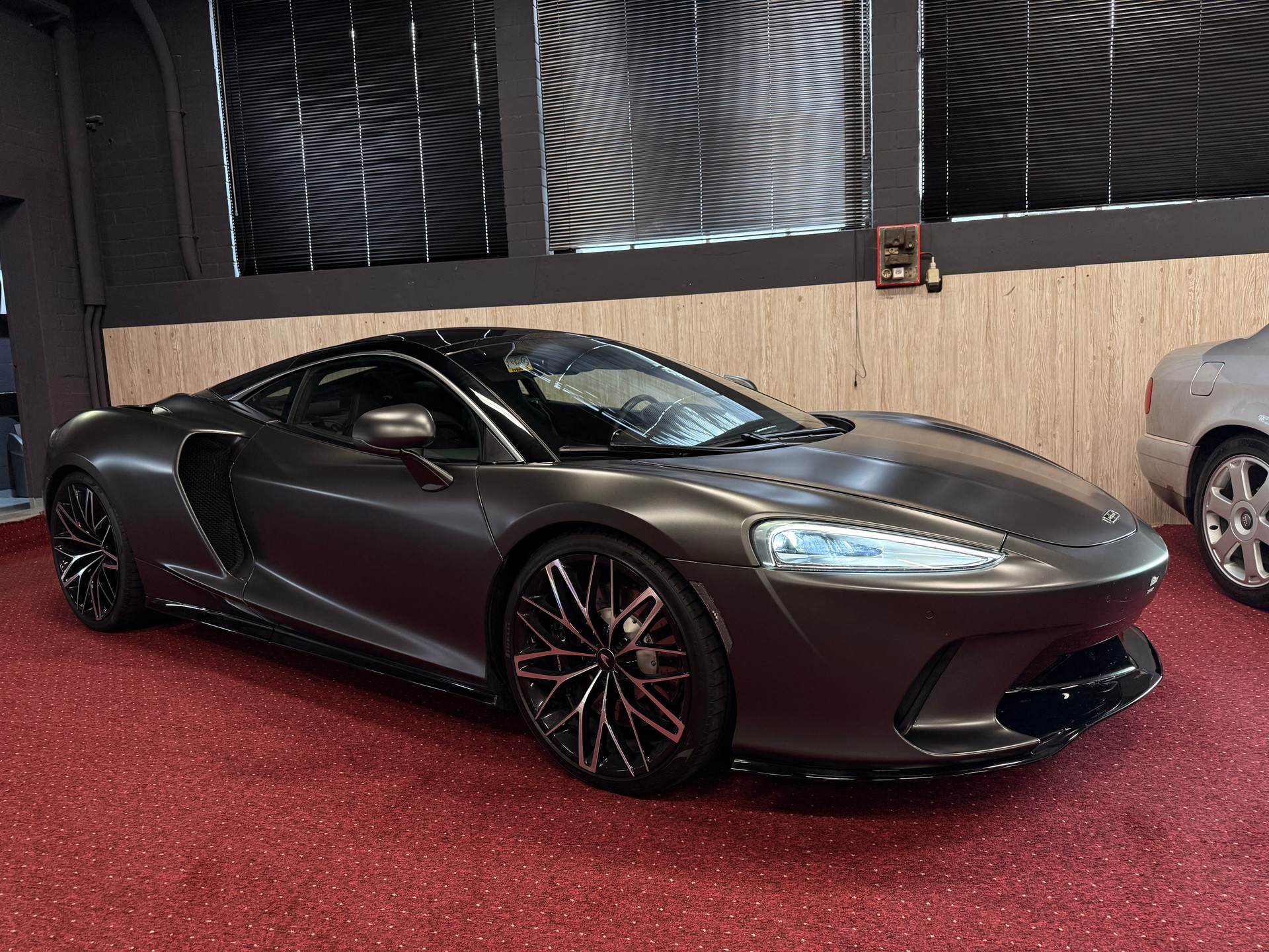 McLAREN GT Grey Matt / Komplett Matt PPF foliert / Inkl. Garantie-image-5