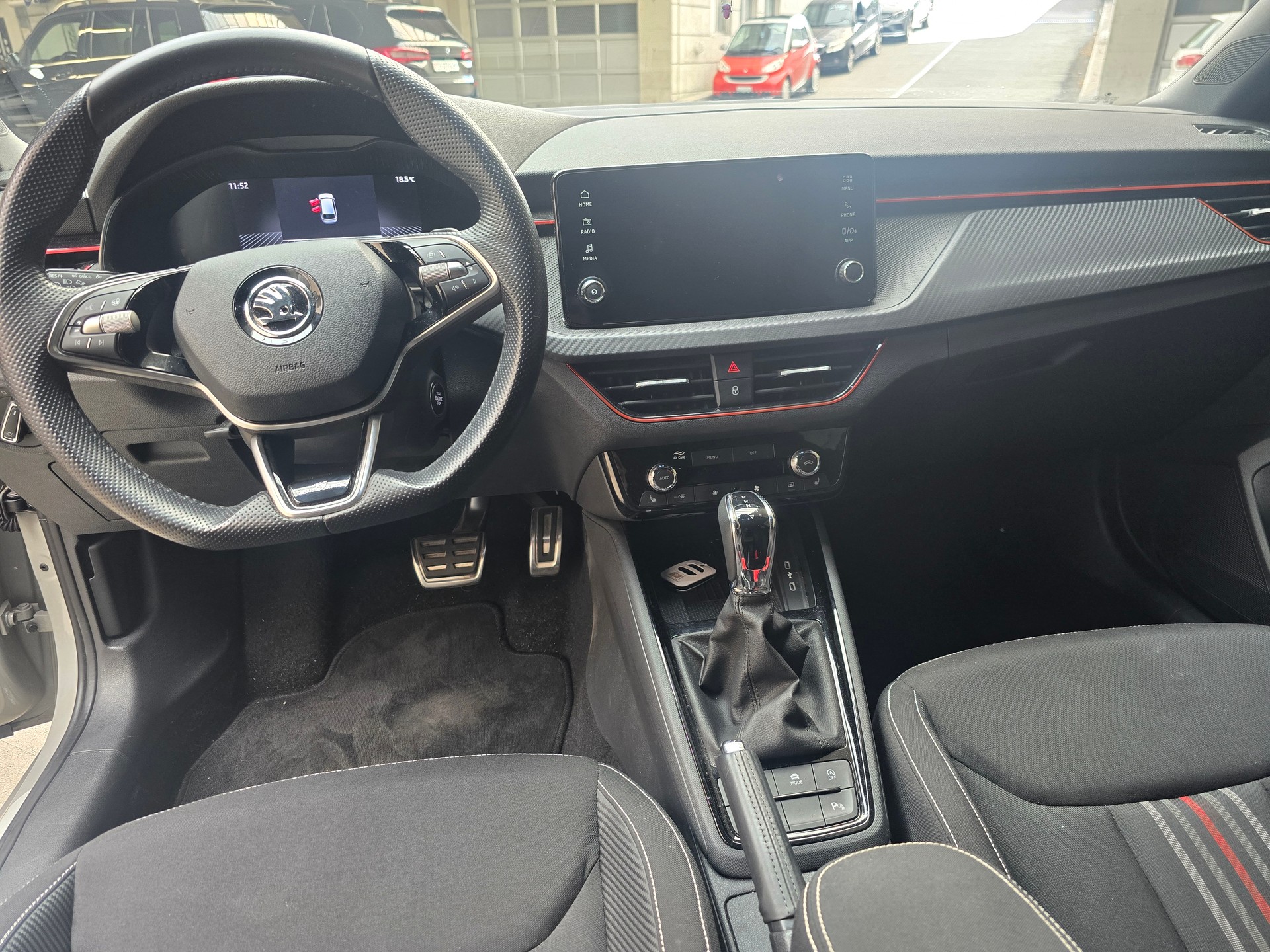 SKODA Scala 1.5 TSI Selection DSG-image-4