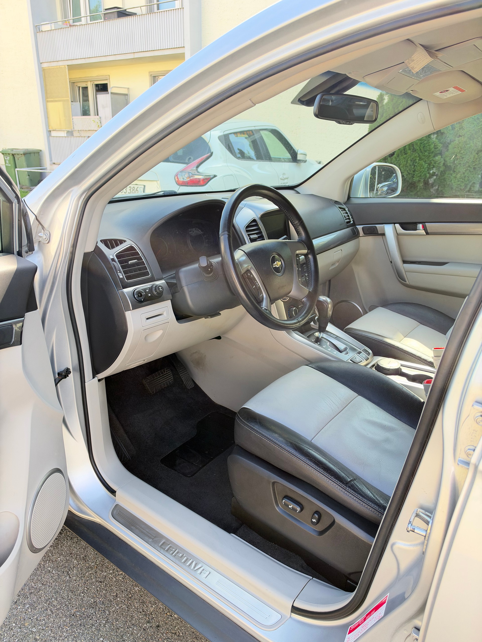 CHEVROLET Captiva 2.2 VCDi LT 4WD Automatic/ FRISCH AB MFK/ 21. 09. 2026 & SERVICE ** AUTOMATISCH ** AHK 2000kg-image-11