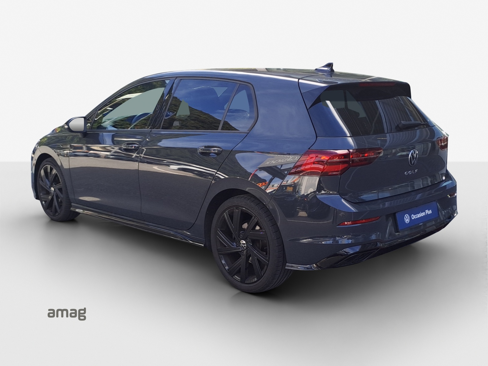 VW Golf 1.5 eTSI mHEV ACT R-Line DSG-image-2