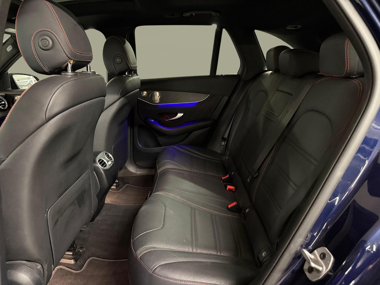 MERCEDES-BENZ GLC 43 AMG 4m-image-9