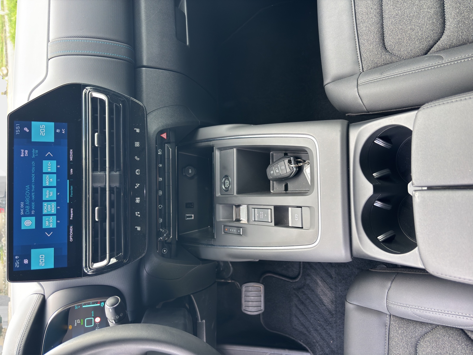 CITROEN C5 Aircross 1.6 Plug-in Hybrid-image-11