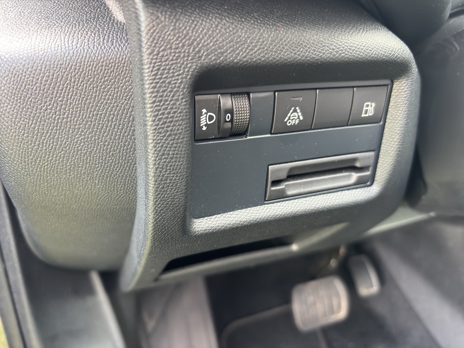 CITROEN C5 Aircross 1.6 Plug-in Hybrid-image-12