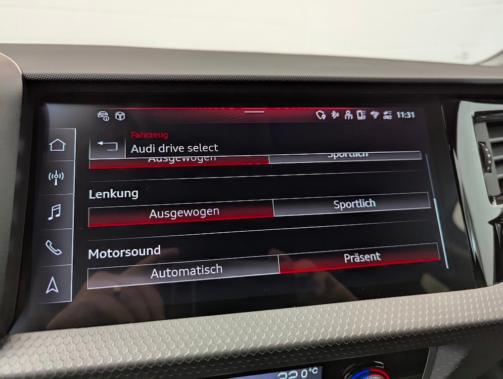AUDI A1 Sportback 2.0 40 TFSI S Line S-Tronic*5J GAR S-LINE ALL-BLACK SPORTSITZE SITZHEIZUNG ACC VIRTUAL*-image-15
