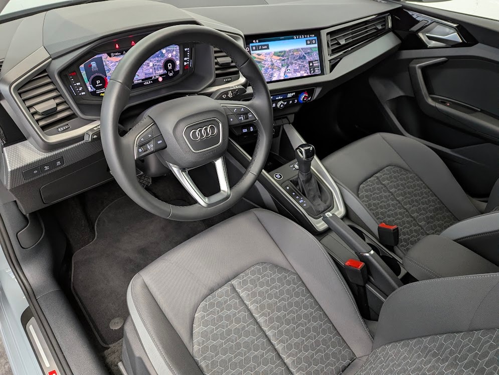 AUDI A1 Sportback 2.0 40 TFSI S Line S-Tronic*5J GAR S-LINE ALL-BLACK SPORTSITZE SITZHEIZUNG ACC VIRTUAL*-image-5
