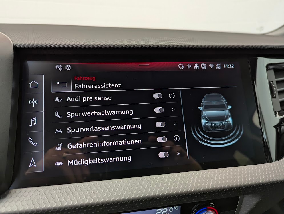 AUDI A1 Sportback 2.0 40 TFSI S Line S-Tronic*5J GAR S-LINE ALL-BLACK SPORTSITZE SITZHEIZUNG ACC VIRTUAL*-image-17