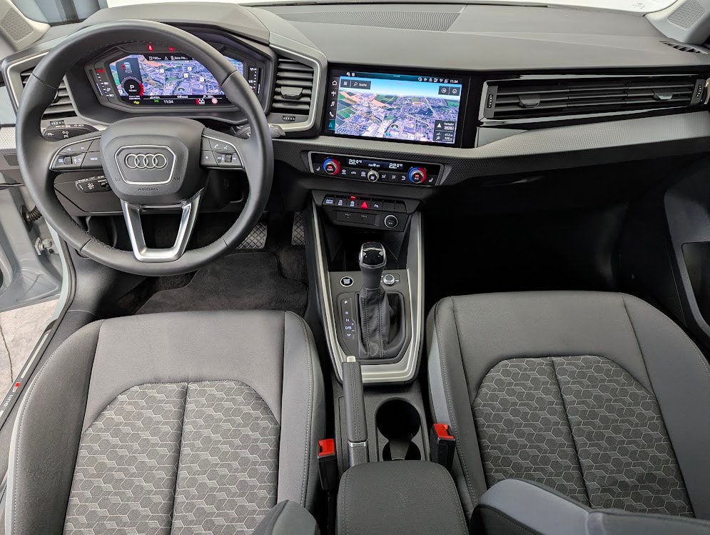 AUDI A1 Sportback 2.0 40 TFSI S Line S-Tronic*5J GAR S-LINE ALL-BLACK SPORTSITZE SITZHEIZUNG ACC VIRTUAL*-image-26