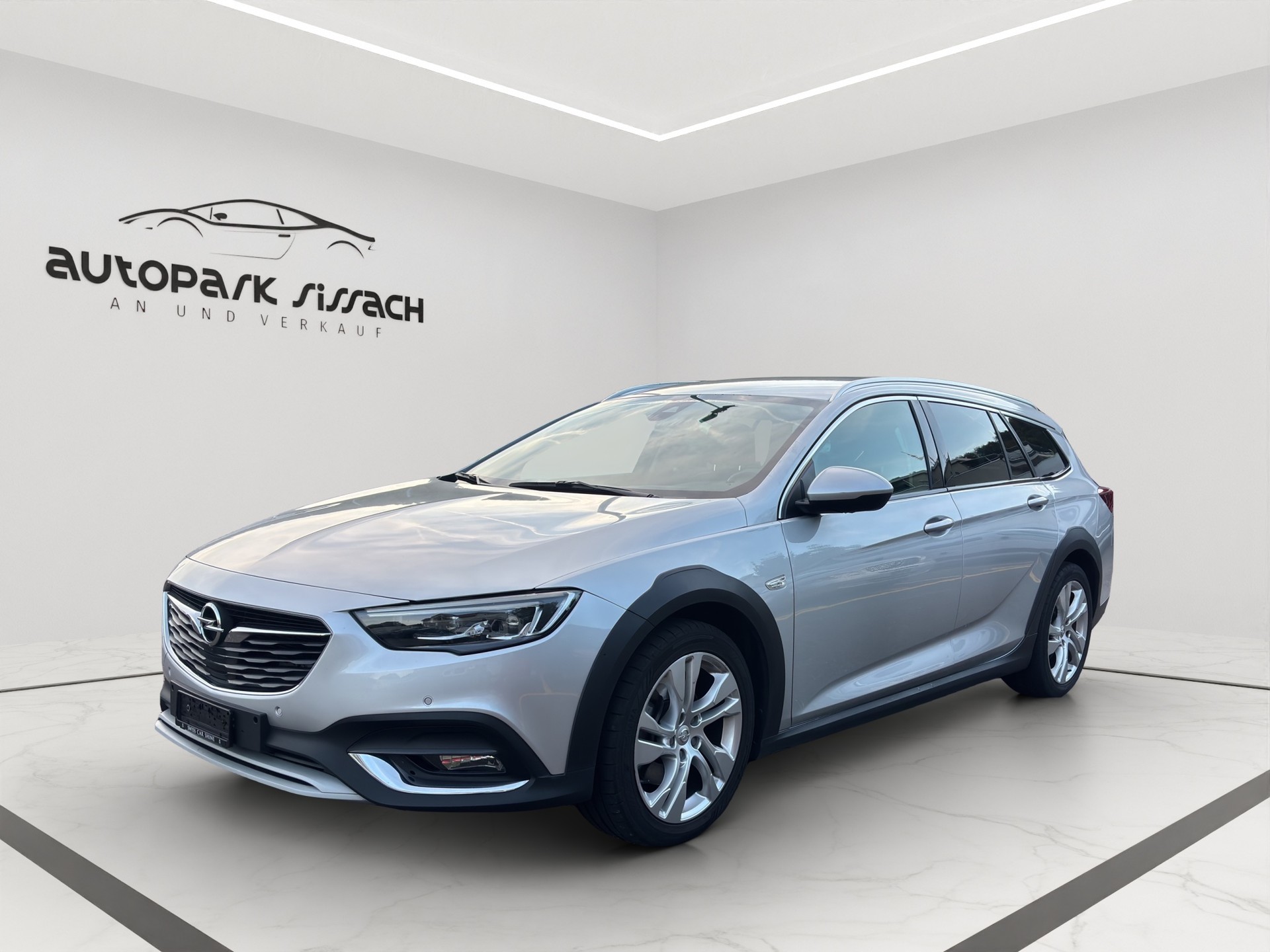 OPEL Insignia 2.0 BiDTI Sports Tourer GSI 4WD Auto-image-0