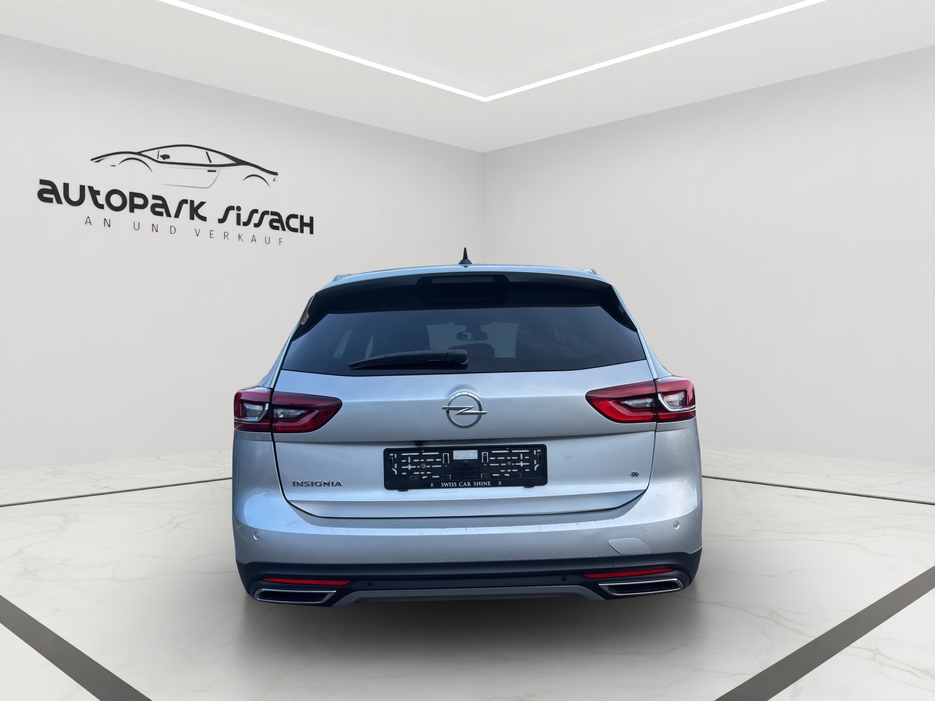 OPEL Insignia 2.0 BiDTI Sports Tourer GSI 4WD Auto-image-5