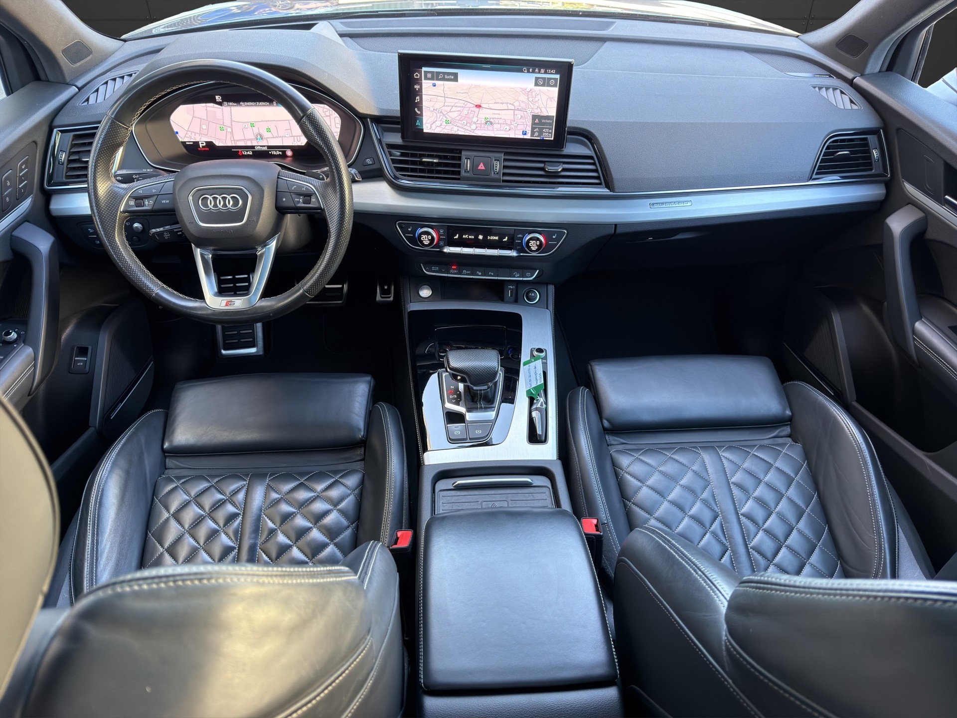 AUDI Q5 Sportback 40 TDI S Line Blackedition quattro S-tronic-image-14
