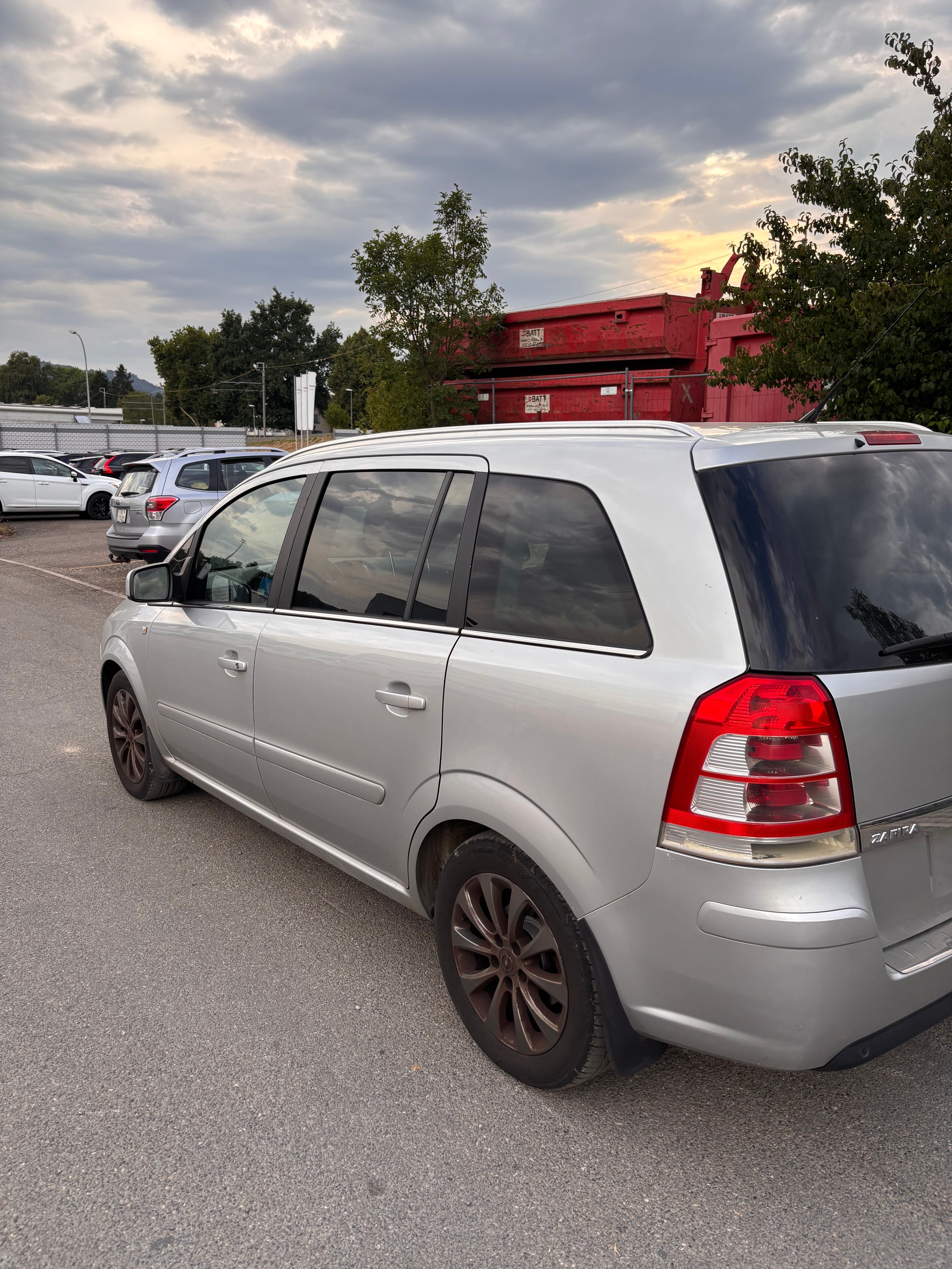 OPEL Zafira 2.2i 16V Cosmo Automatic-image-4