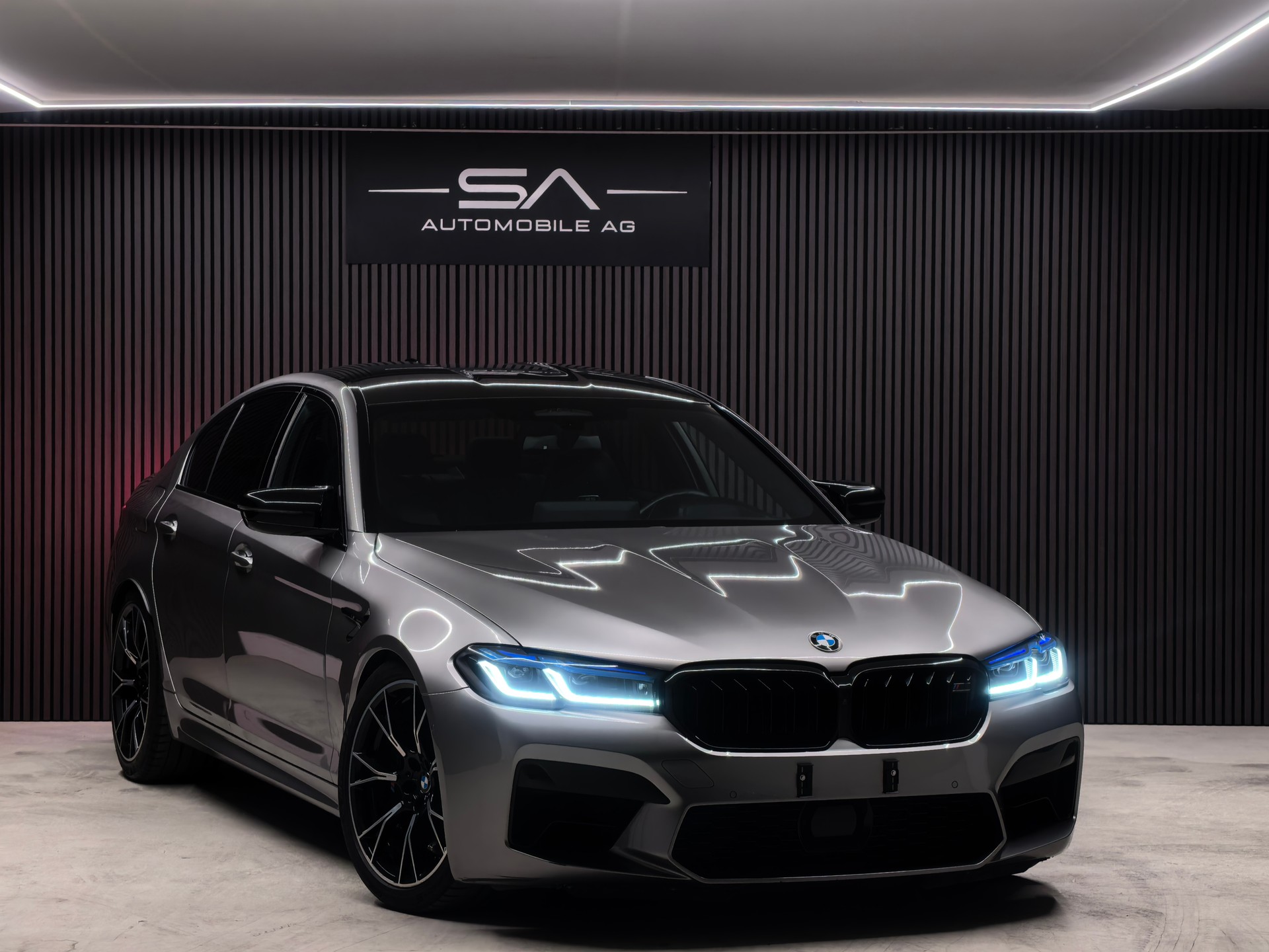 BMW M5 xDrive Competition Drivelogic(Ch)-image-4