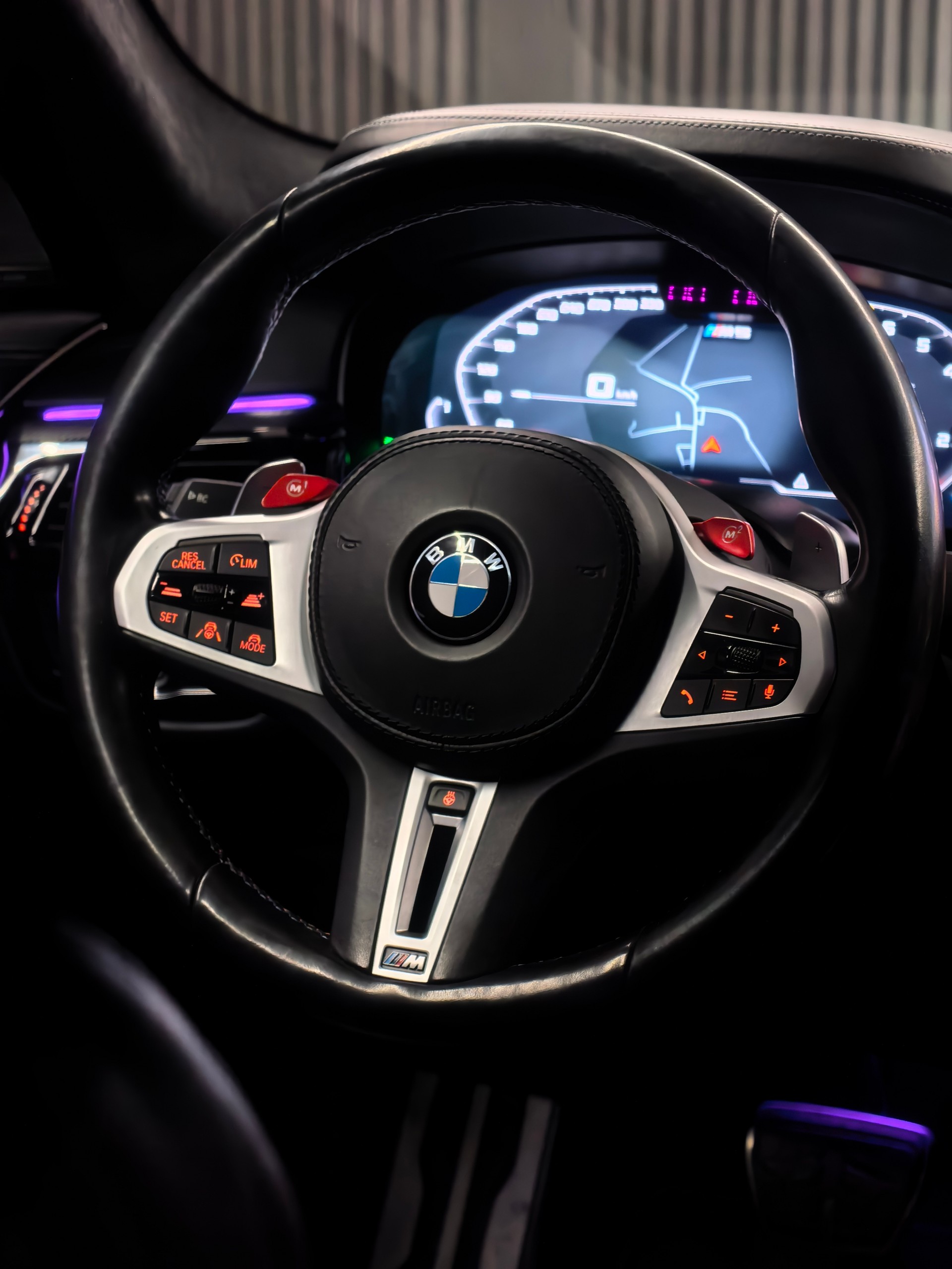BMW M5 xDrive Competition Drivelogic(Ch)-image-11