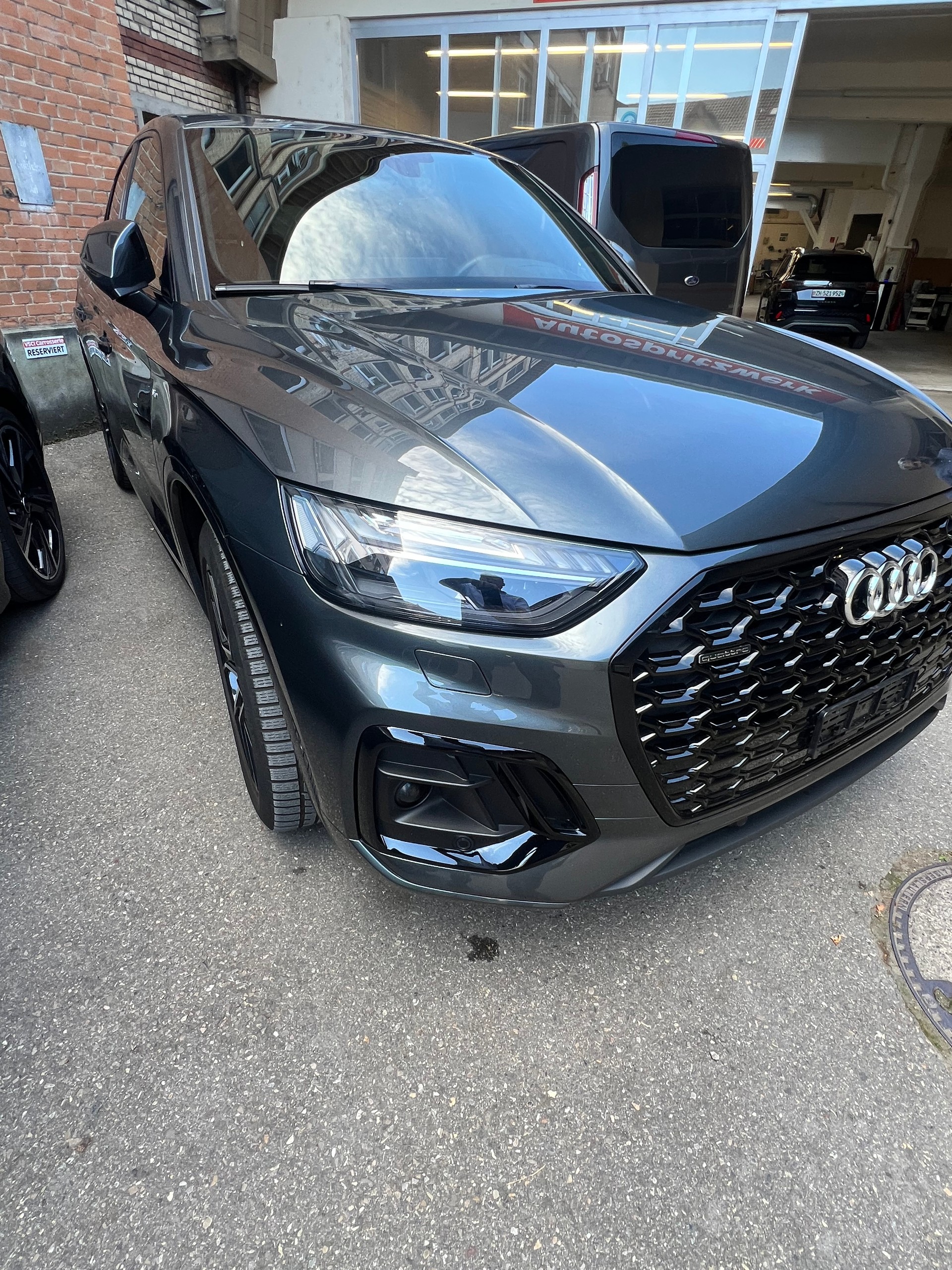 AUDI Q5 Sportback 55 TFSI e PHEV S line quattro S-tronic-image-0