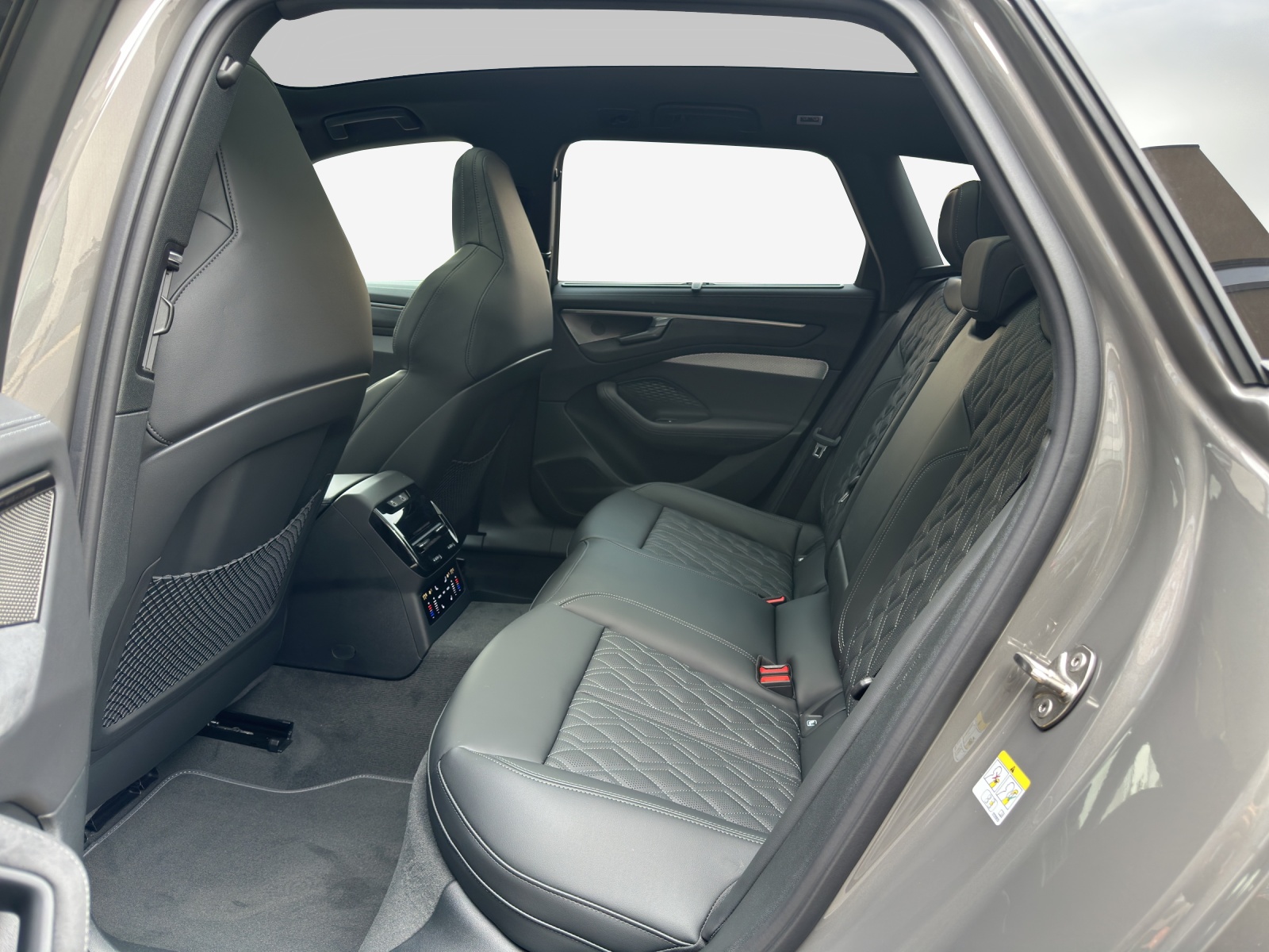 AUDI A6 allroad TDI quattro 220 kW S tronic-image-11