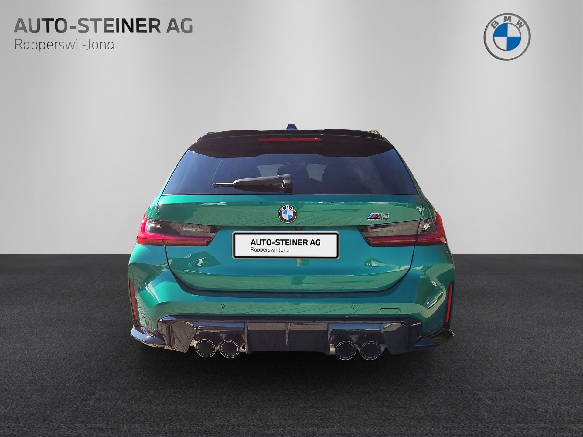 BMW M3 Competition M xDrive Touring-image-3