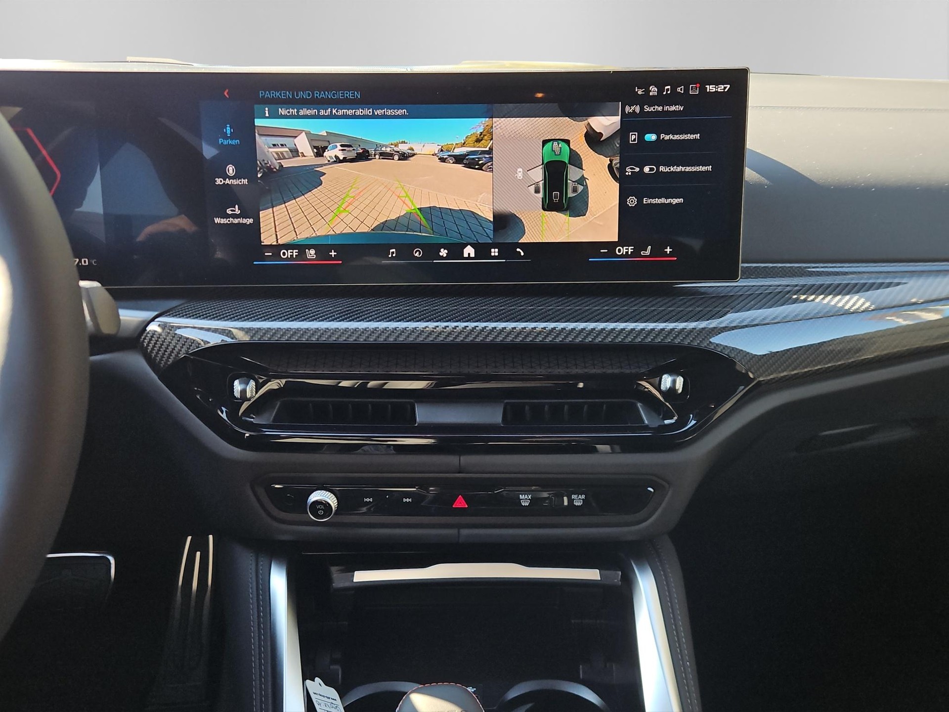 BMW M3 Competition M xDrive Touring-image-12
