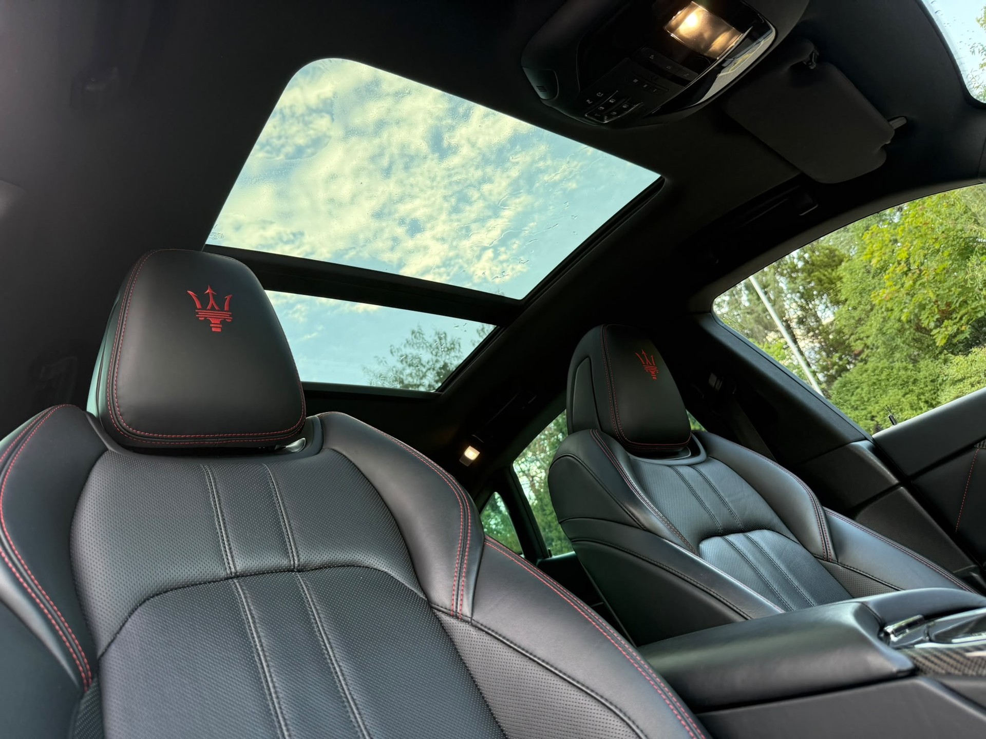 MASERATI Levante S 3.0V6 GranSport Automatica-image-10