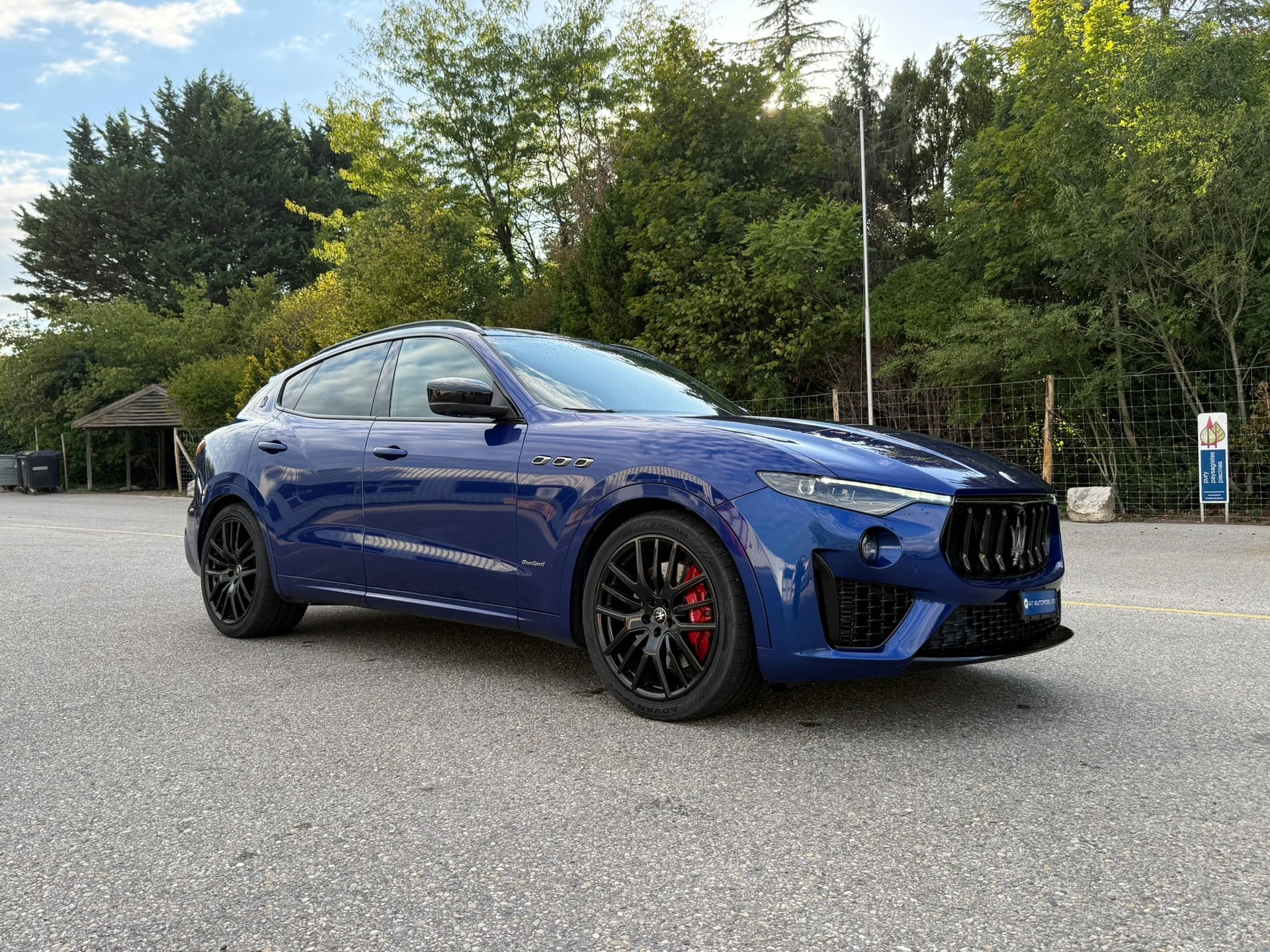 MASERATI Levante S 3.0V6 GranSport Automatica-image-3