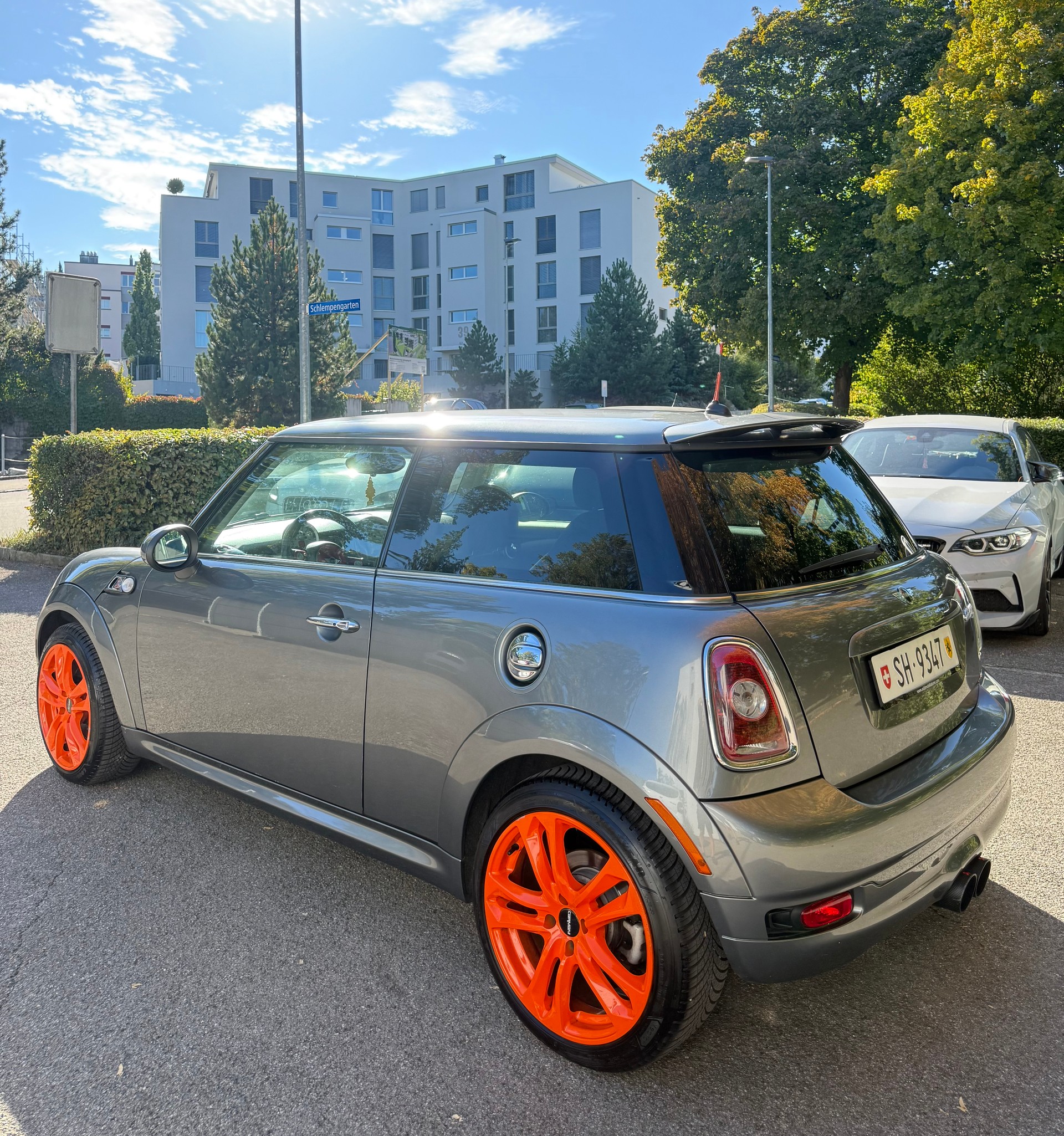 MINI 1.6i Cooper S-image-1