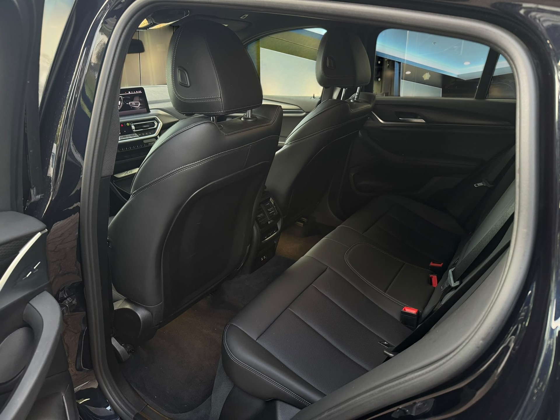 BMW X4 xDrive 20d M-Sportpaket *21'ZOLL*LED*AHK*-image-19