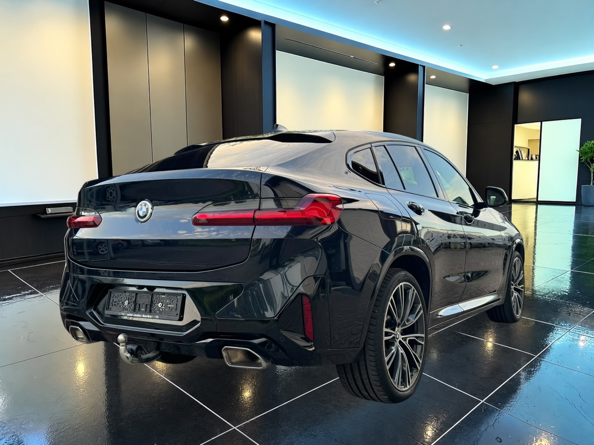 BMW X4 xDrive 20d M-Sportpaket *21'ZOLL*LED*AHK*-image-7