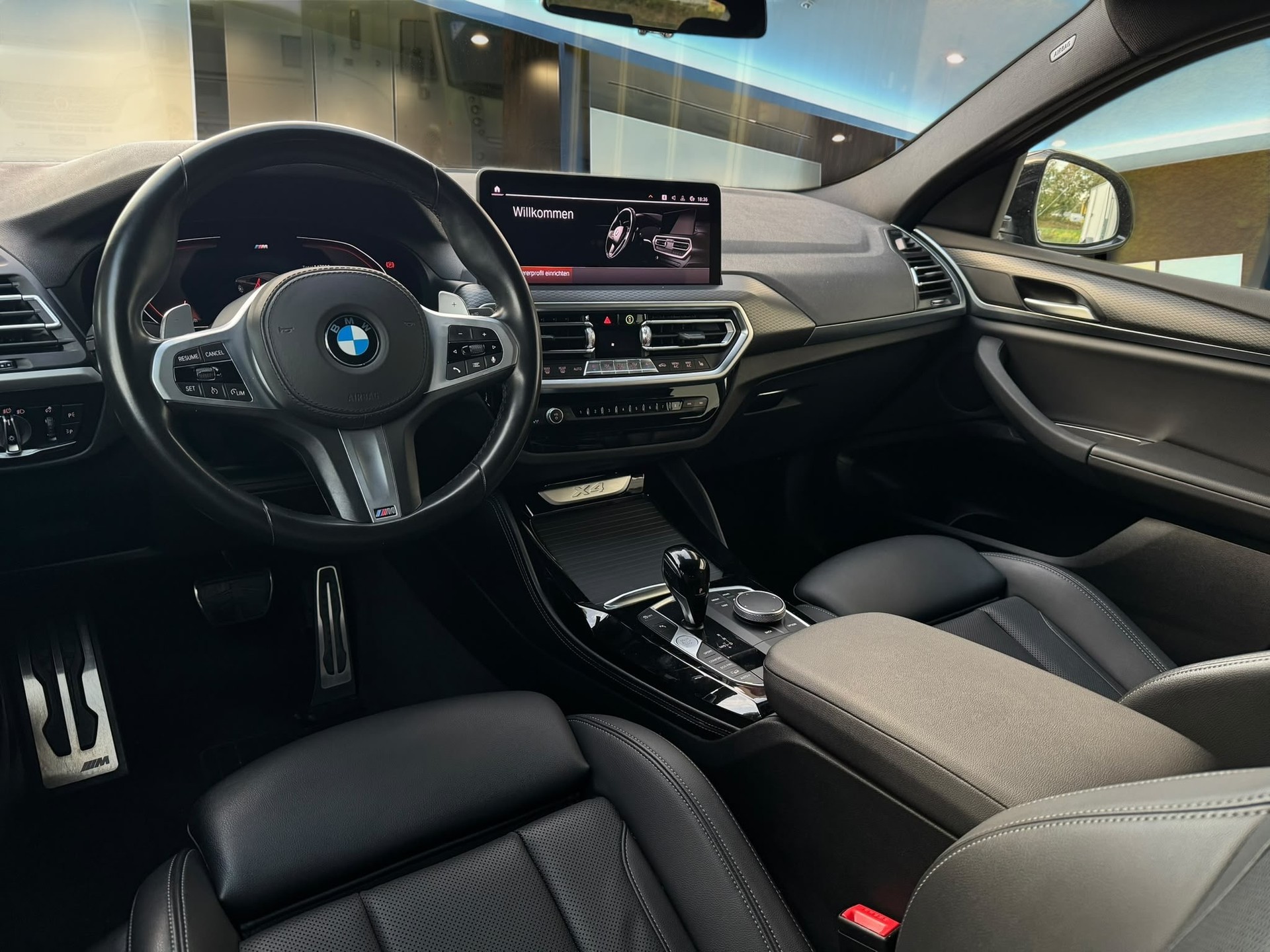 BMW X4 xDrive 20d M-Sportpaket *21'ZOLL*LED*AHK*-image-14