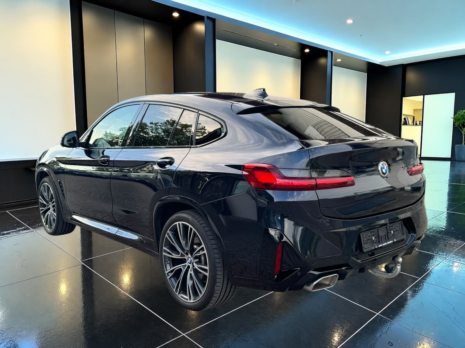 BMW X4 xDrive 20d M-Sportpaket *21'ZOLL*LED*AHK*-image-5