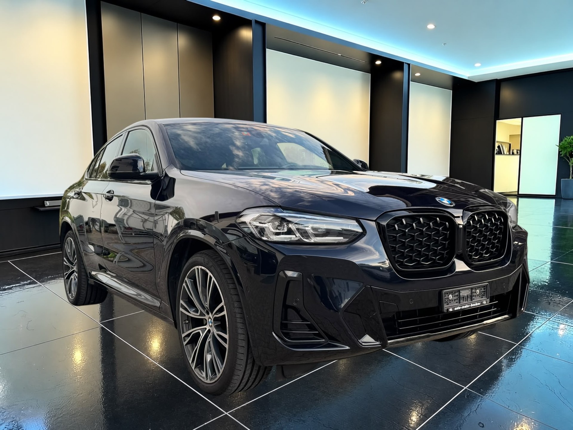 BMW X4 xDrive 20d M-Sportpaket *21'ZOLL*LED*AHK*-image-11
