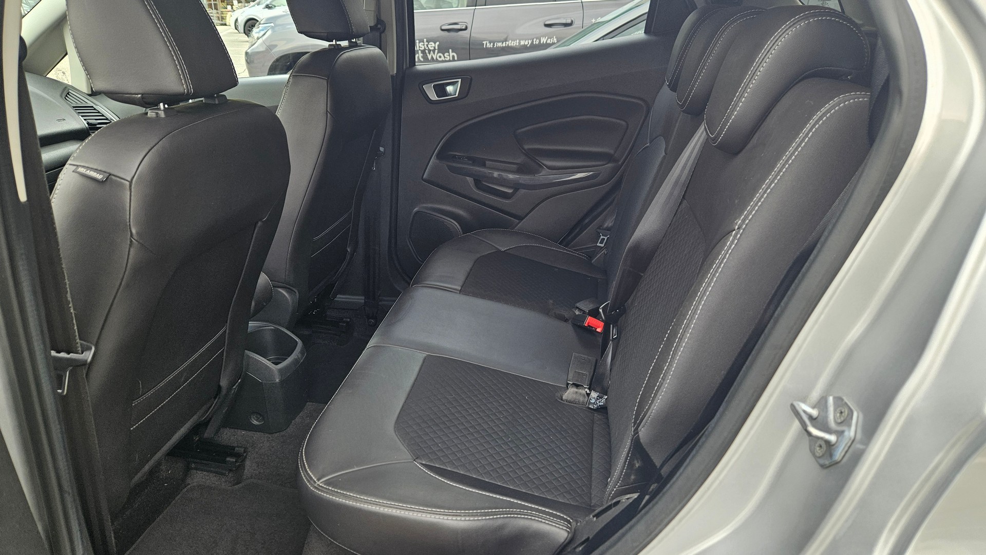 FORD EcoSport 1.5 Trend PowerShift-image-5
