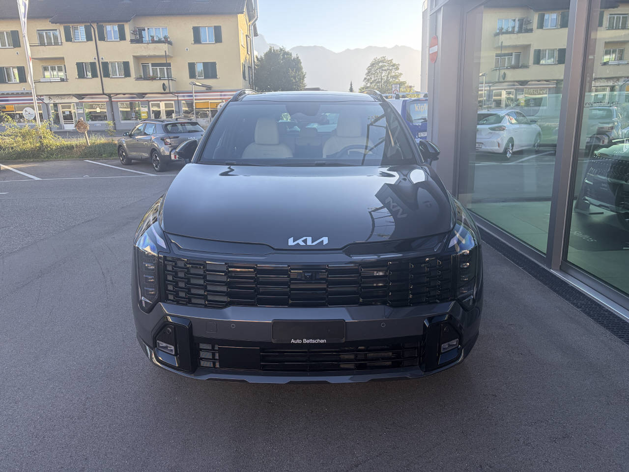KIA Sportage 1.6 T-GDi Hybrid GT-Line-image-1
