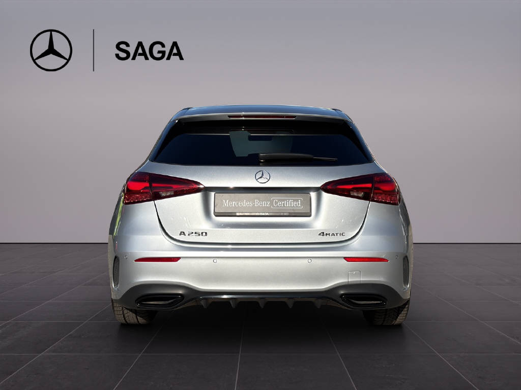 MERCEDES-BENZ A 250 AMG Line 4m-image-4