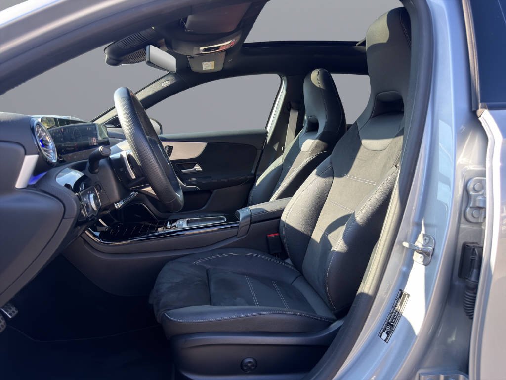 MERCEDES-BENZ A 250 AMG Line 4m-image-7