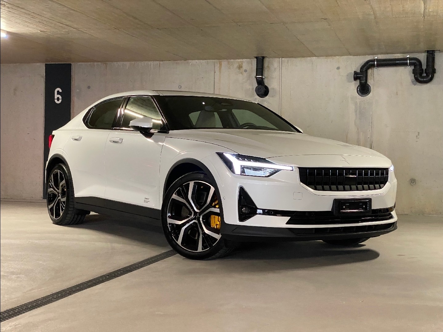 POLESTAR Long Range Dual Motor-image-0