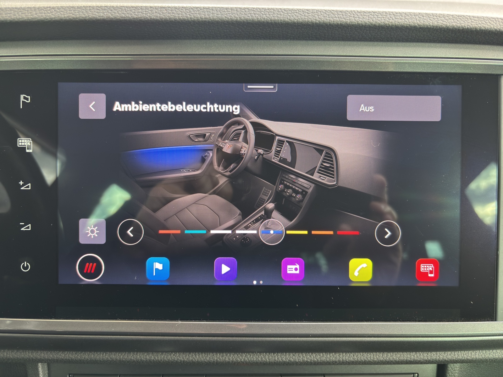 CUPRA Ateca 2.0TSI VZ 4Drive DSG mit AHK & elektr. Ledersitze mit Memory-image-26