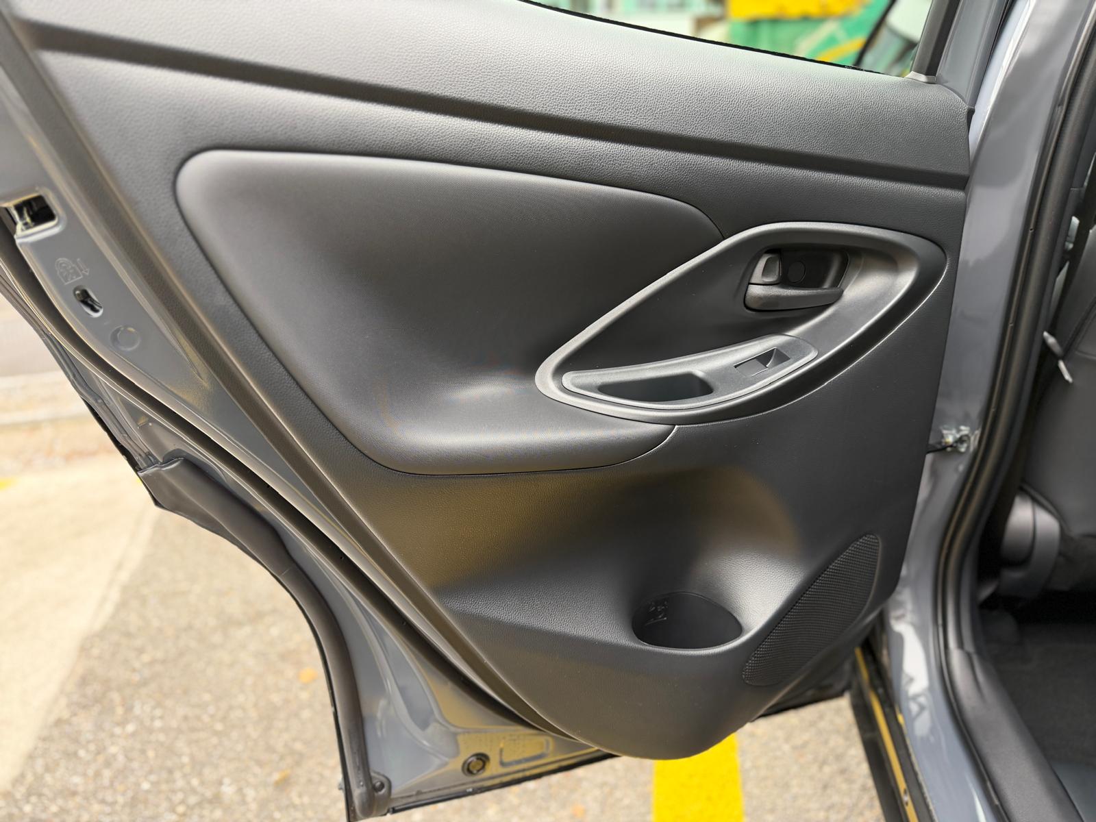 TOYOTA Yaris Cross 1.5 GR Sport e-CVT-image-15