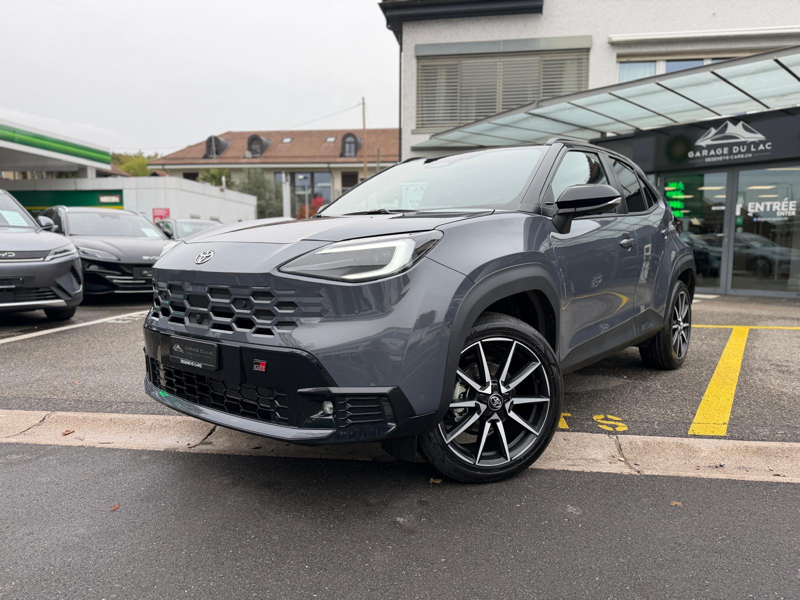 TOYOTA Yaris Cross 1.5 GR Sport e-CVT-image-1