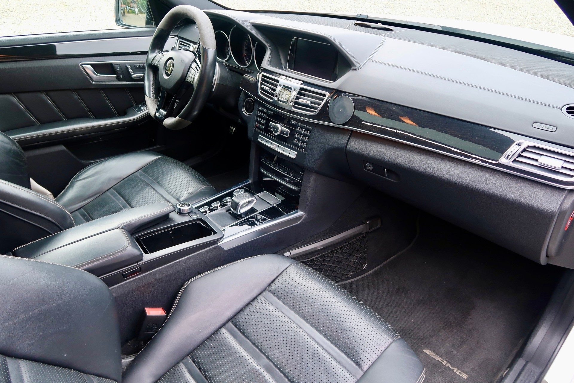 MERCEDES-BENZ E 63 AMG S 4Matic Speedshift ⭐⭐⭐-image-10