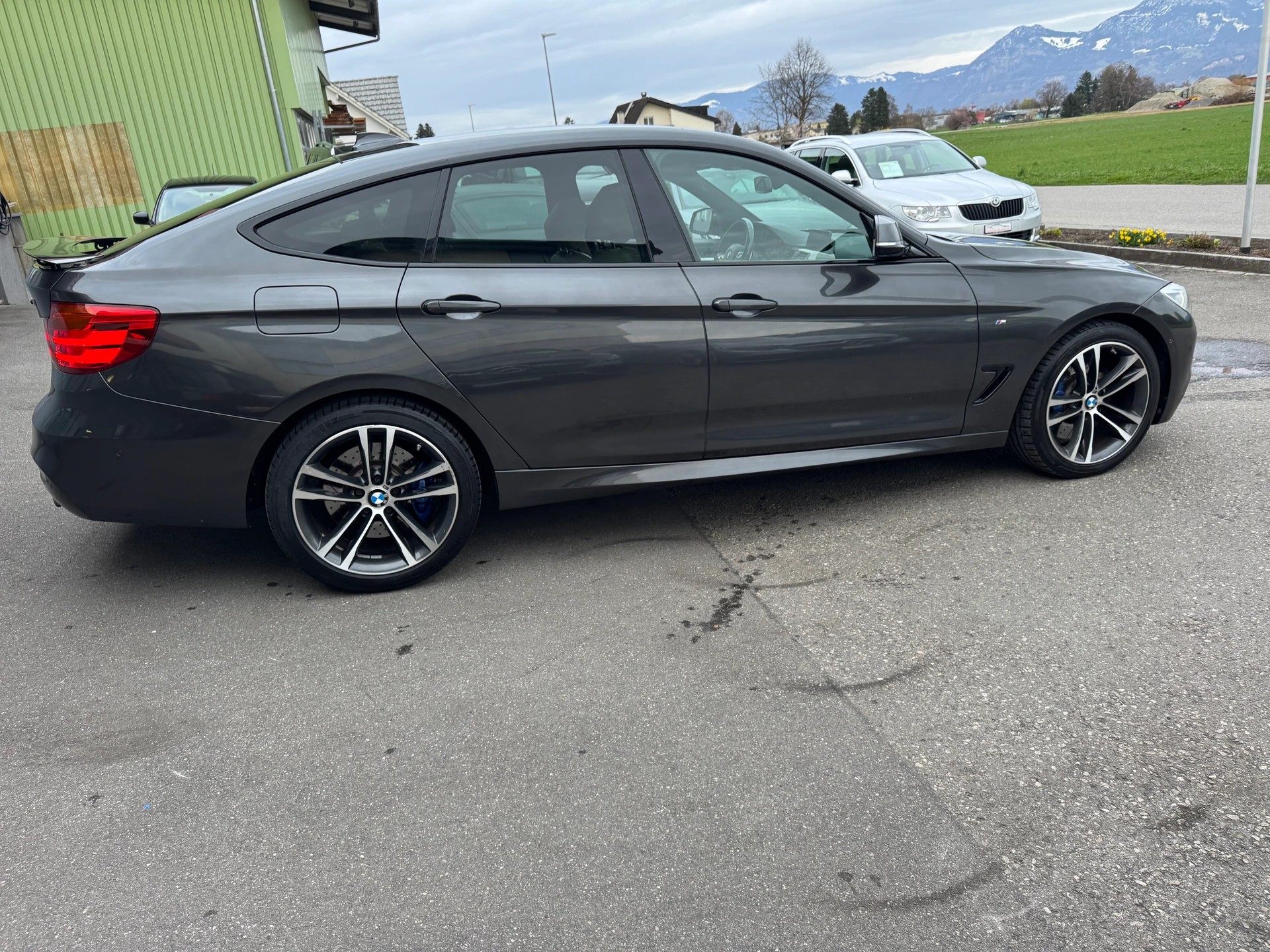 BMW 335i GT xDrive M Sport Line Steptronic-image-10
