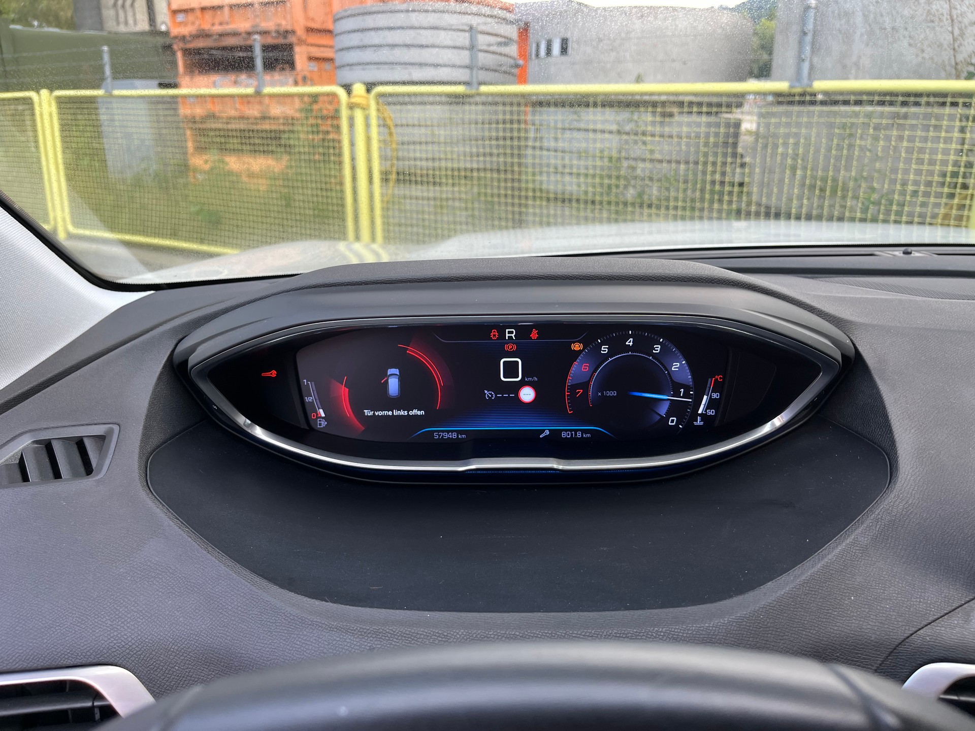PEUGEOT 3008 1.6 THP Allure EAT-image-14