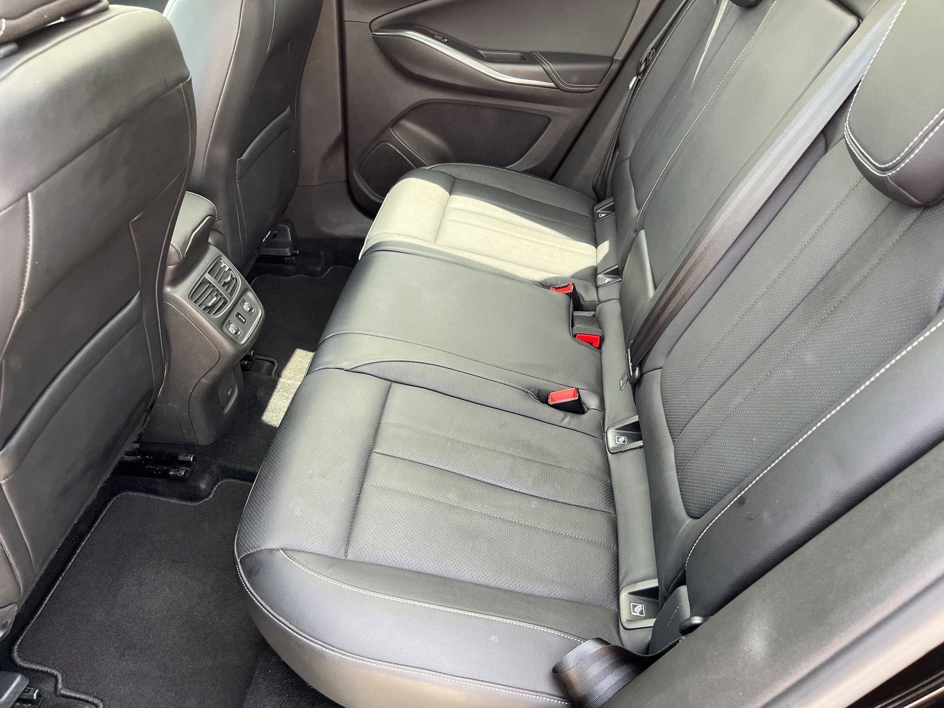 OPEL Grandland X 1.5CDTi Ultimate Automatik-image-7
