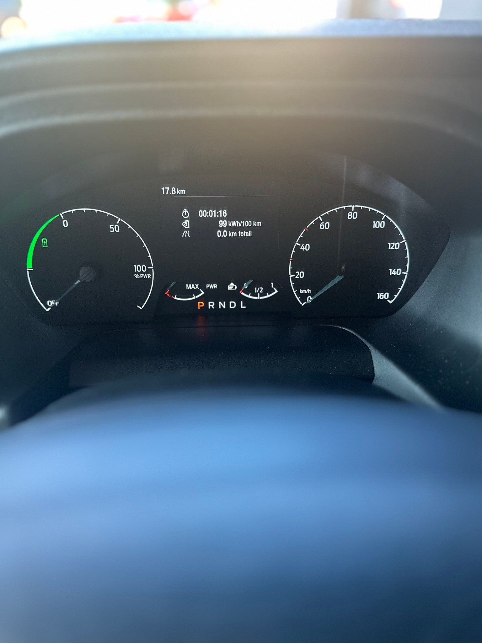 FORD E-Transit Van 350 L2 Trend RWD-image-8
