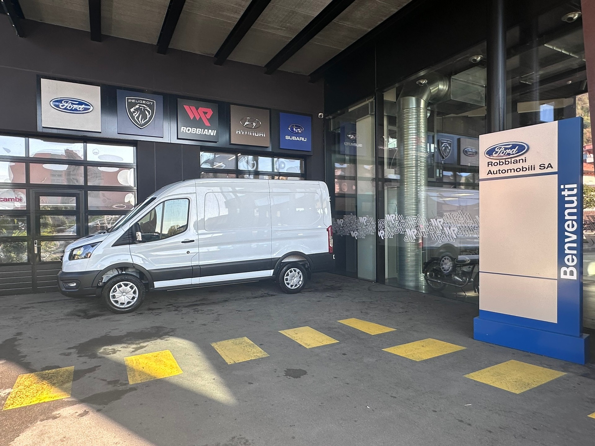 FORD E-Transit Van 350 L2 Trend RWD
