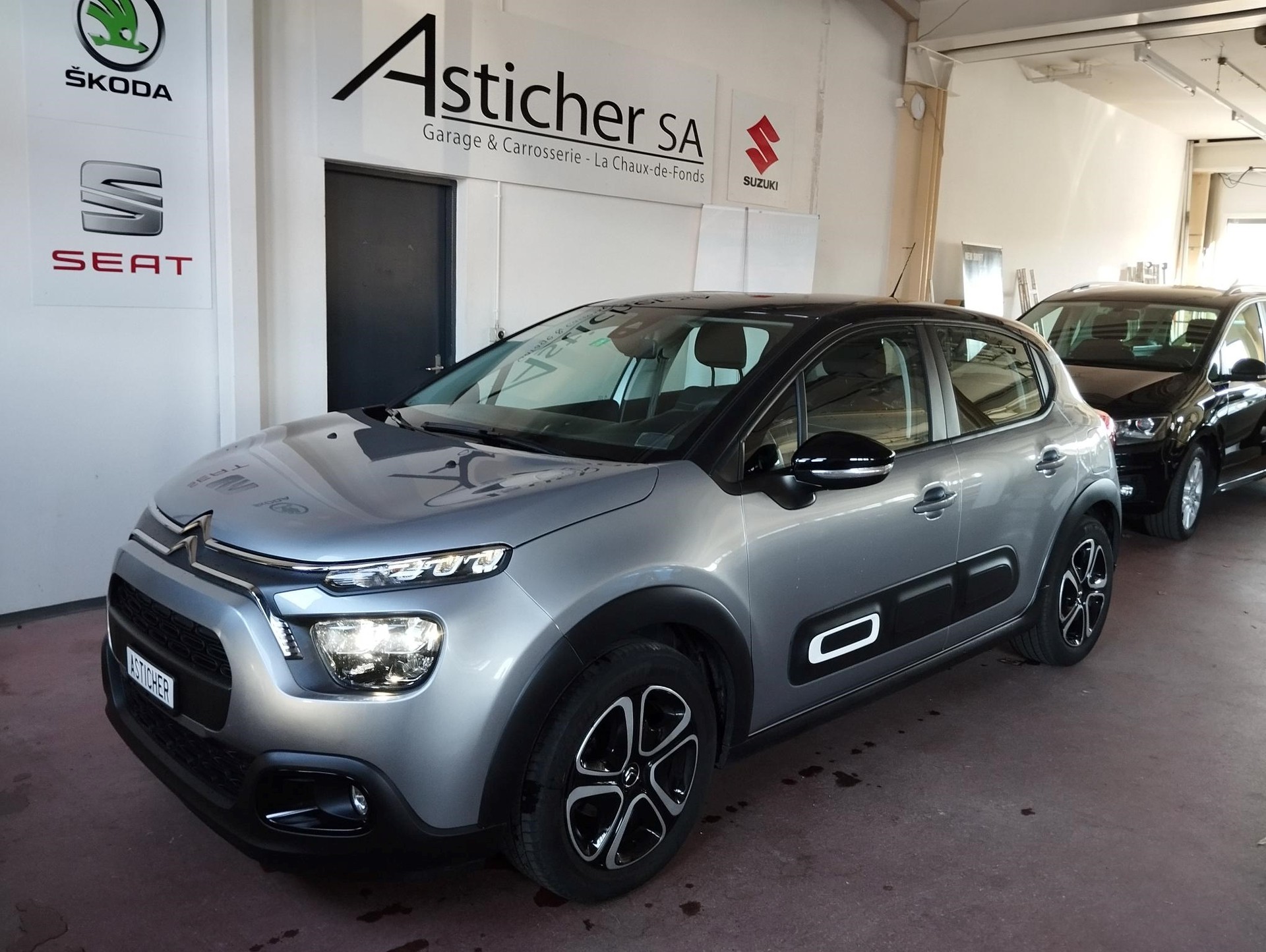 CITROEN C3 1.2i PureTech Swiss Edition EAT6-image-0