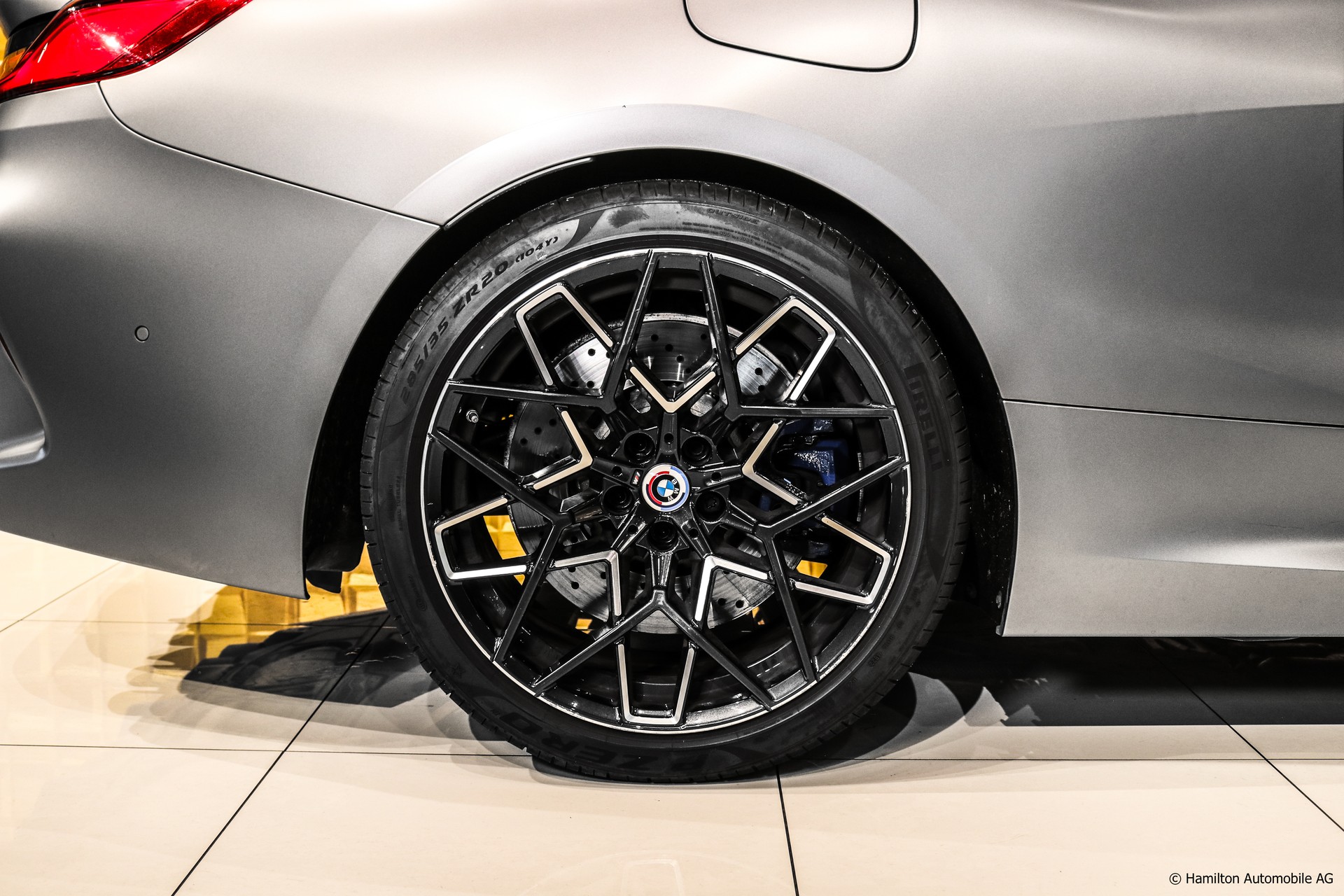 BMW M8 Competition Cabrio xDrive Steptronic-image-10