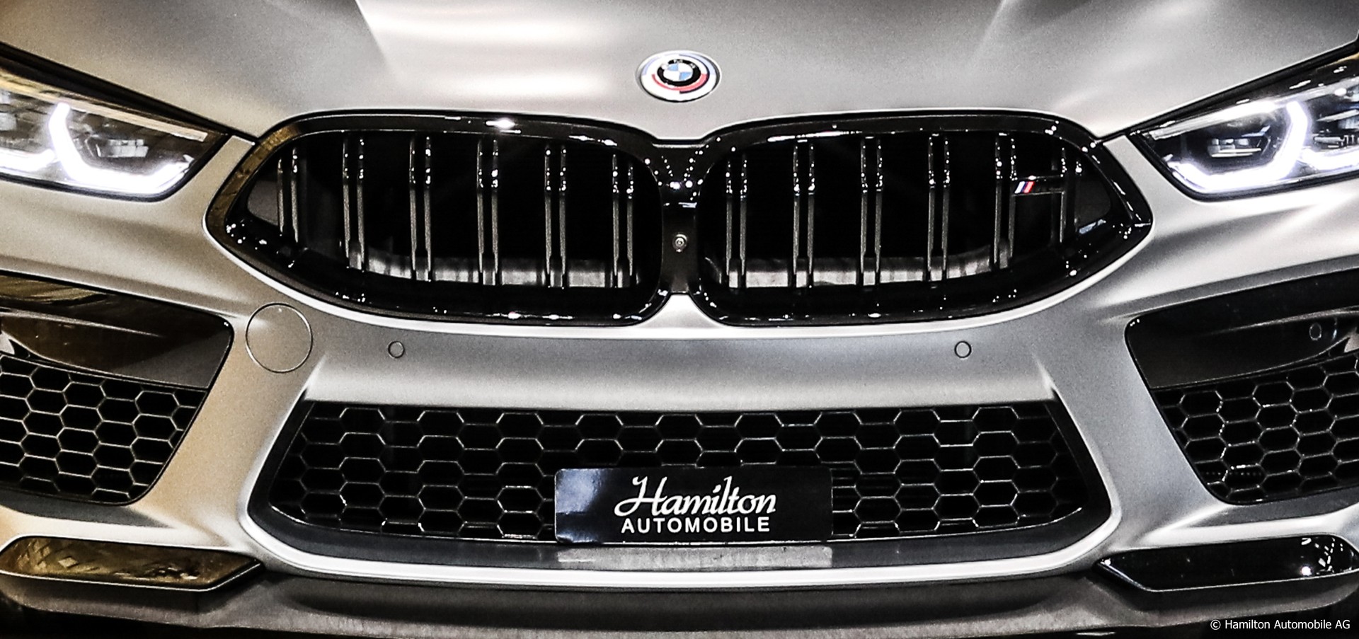 BMW M8 Competition Cabrio xDrive Steptronic-image-13