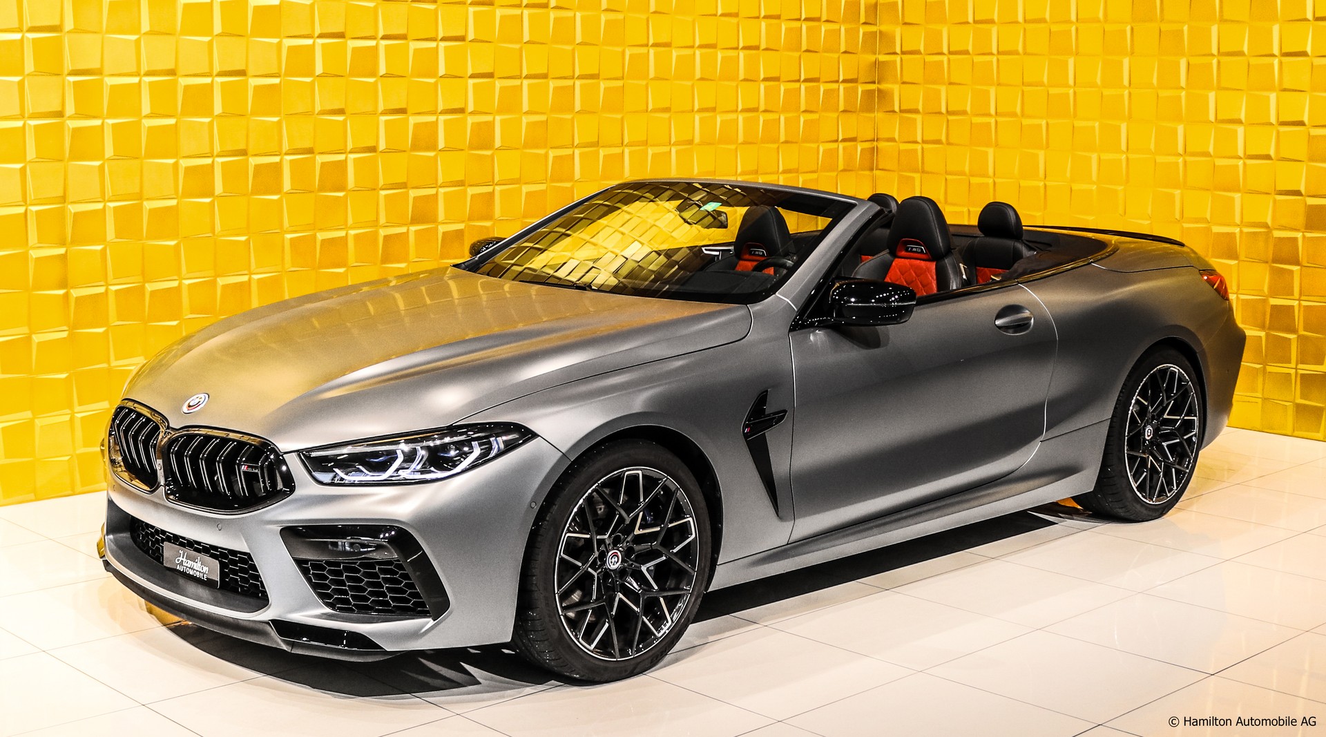 BMW M8 Competition Cabrio xDrive Steptronic-image-3
