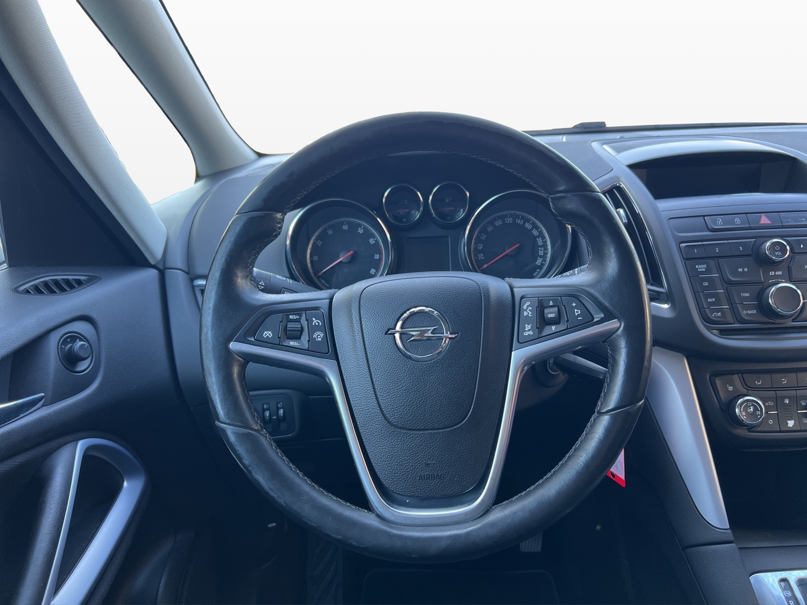 OPEL Zafira Tourer 1.4i 16V Turbo Enjoy Automatic-image-10